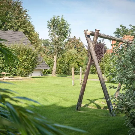 Achtern Diek 2-28 Apartment